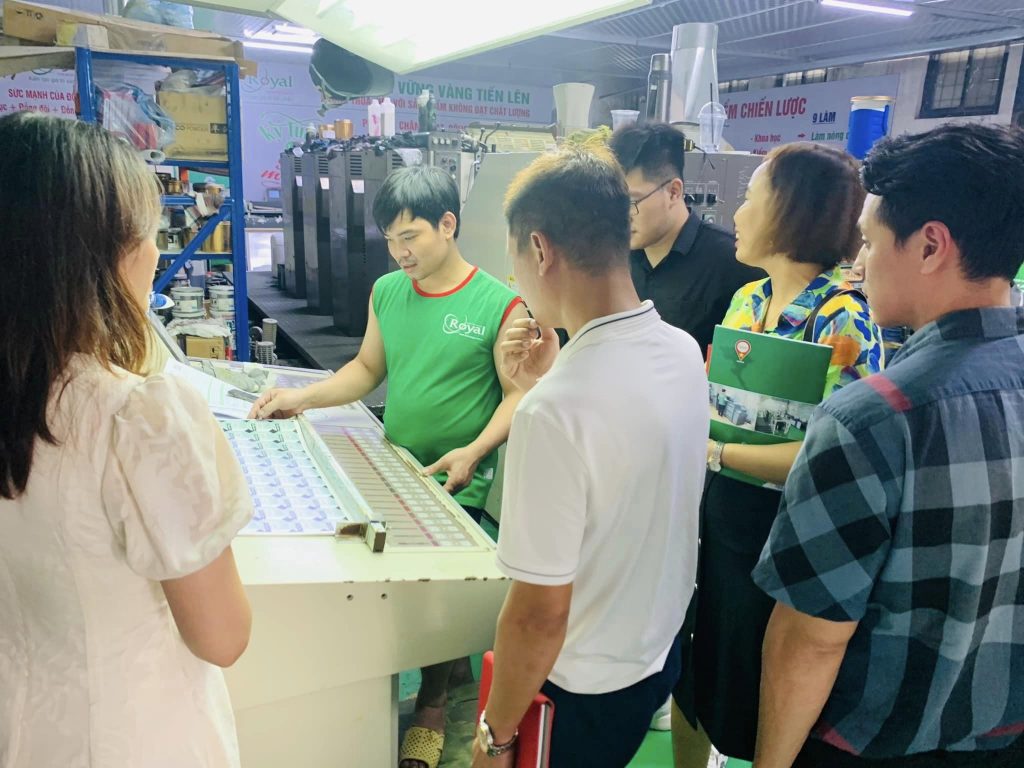 Thăm quan Công Ty Cổ Phần In Và Truyền Thông Royal Việt Nam cùng nhóm VBC Connect